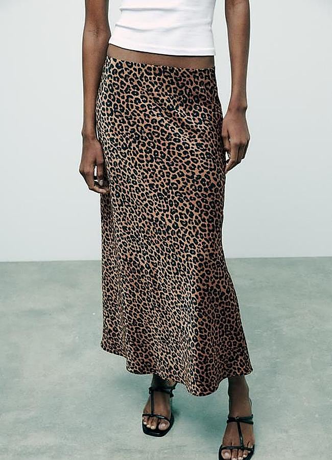 Imagen - Falda animal print satinada midi