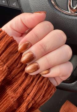 Imagen secundaria 2 - Algunos ejemplos de manicuras pumpkin spice.