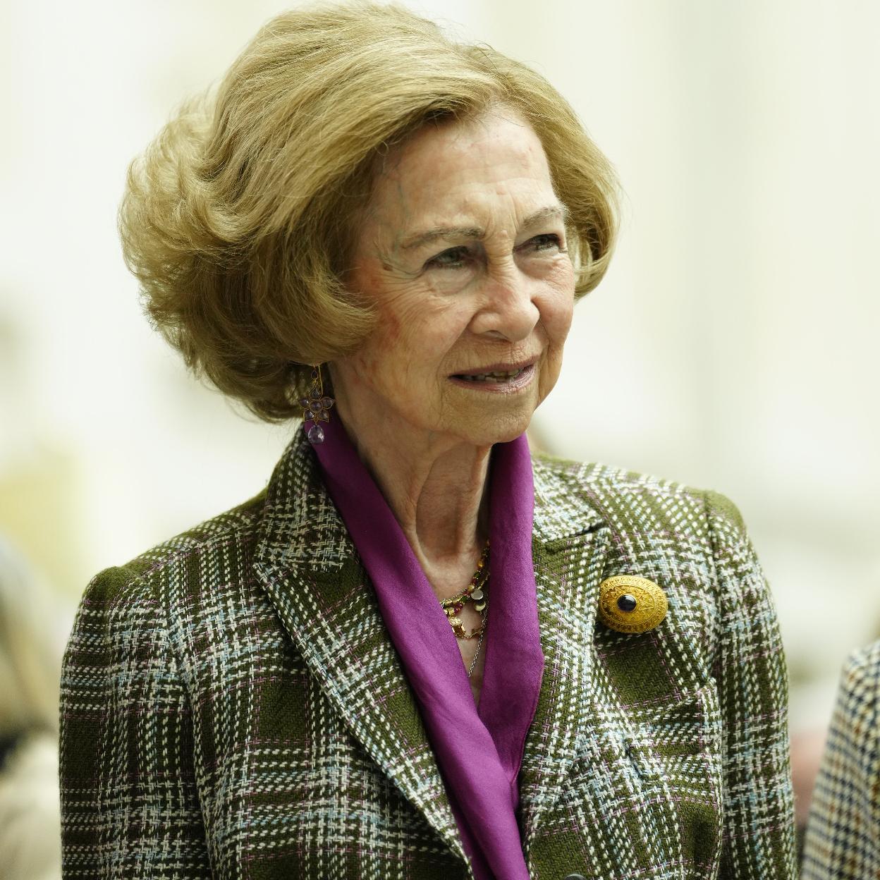 La reina Sofía visita el rastrillo Nuevo Futuro