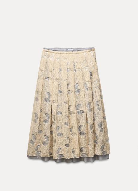Imagen - Falda con lentejuelas de Zara (69,99 euros)