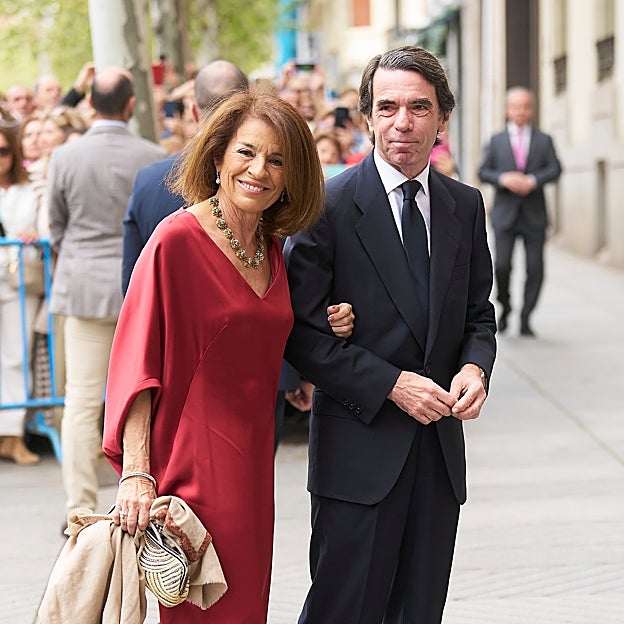 Los padres del novio, en la boda del alcalde de Madrid. 
