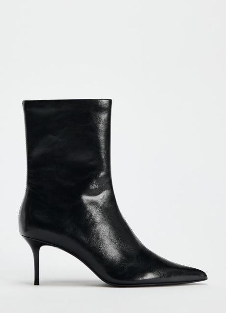 Imagen - Botines negros de Zara (35,95 euros)