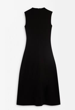 Imagen secundaria 2 - Chaqueta efecto pelo de Pull&Bear (35,99€)/ Set diademas hojas de Sfera (4,99€)/ Vestido largo sin mangas (35,99€)