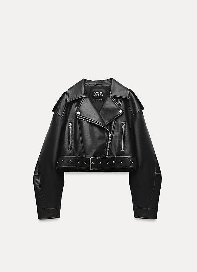 Imagen - Cazadora de cuero en negro de Zara.