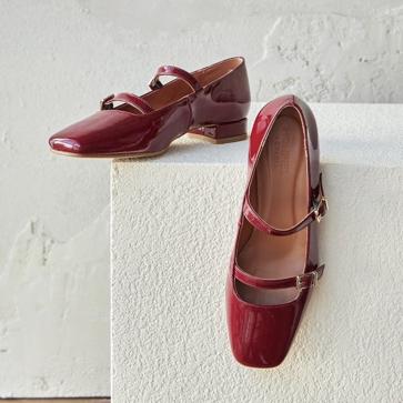 Imagen secundaria 1 - Las merceditas de Mustang, Monpiel y Alohas.