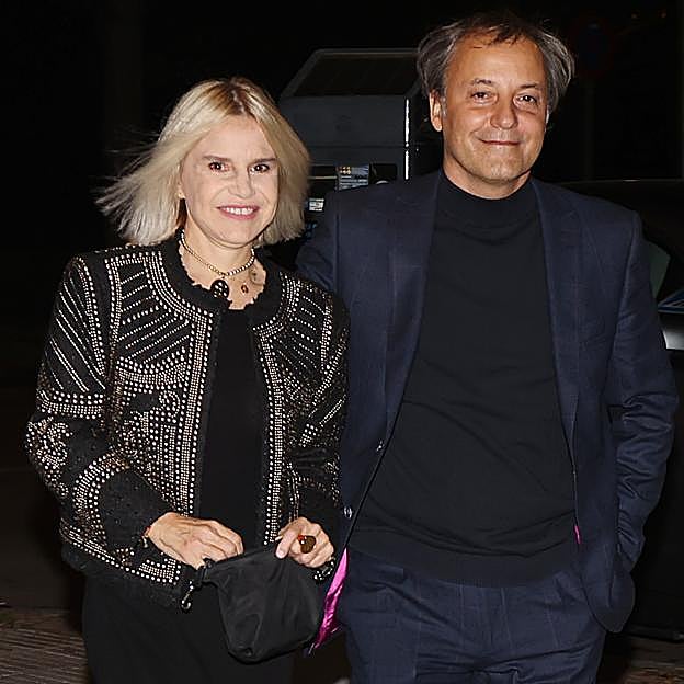 Eugenia Martínez de Irujo tiene las chaquetas boho perfectas para llevar la tendencia de la temporada como las más elegantes