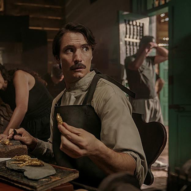 Claudio Castaño como Aureliano Buendía en una imagen de la miniserie Cien años de soledad.