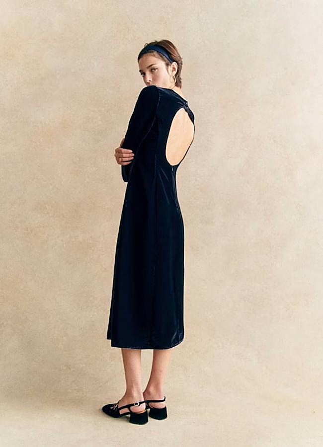 Imagen - Vestido midi en azul noche de Sézane.