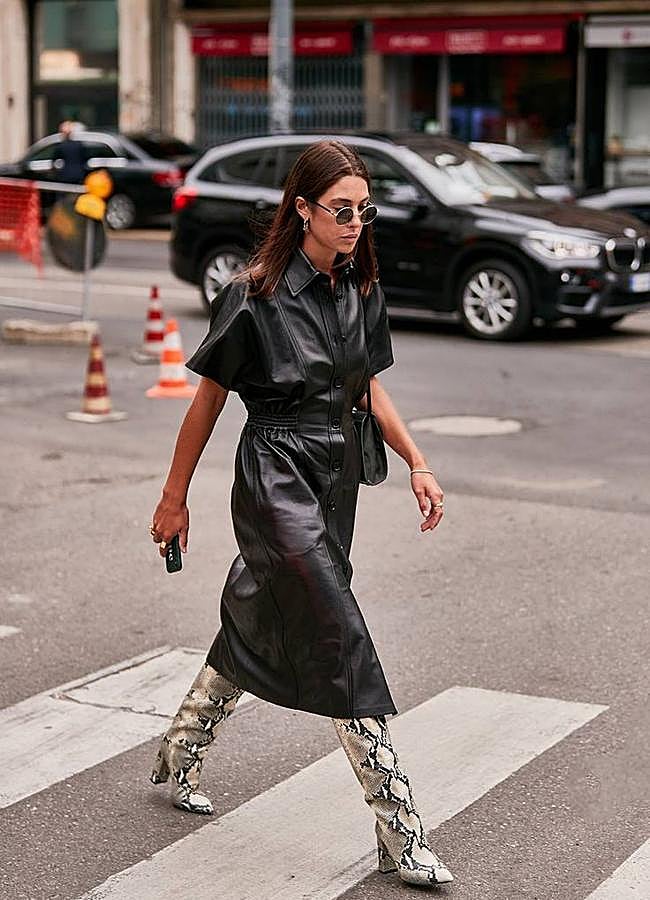 Imagen - Influencer con tendencia de botas animal print/@thecementcarpet