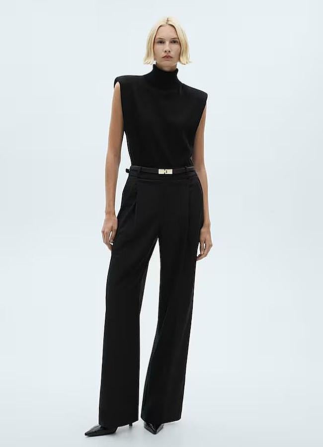 Imagen - Mono largo negro con cinturón dorado