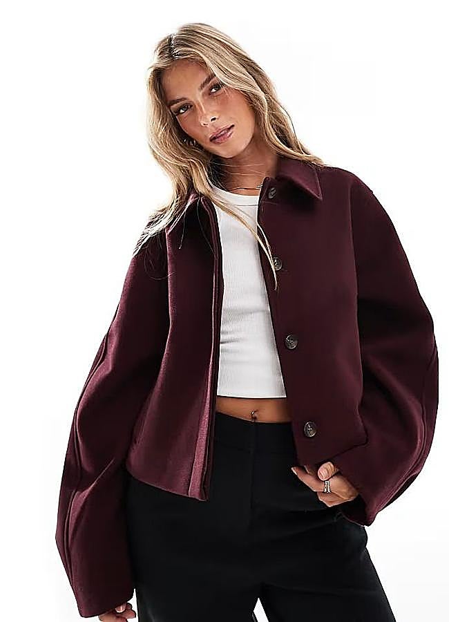 Imagen - Chaqueta burdeos oversize estilo bomber