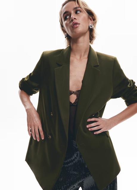 Imagen - Americana caqui de H&M (34,99 euros)