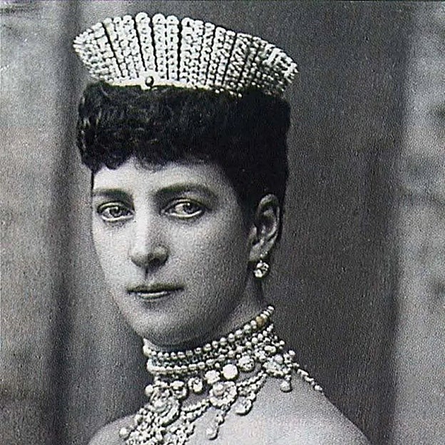 La princesa Alexandra con la tiara en 1983. 