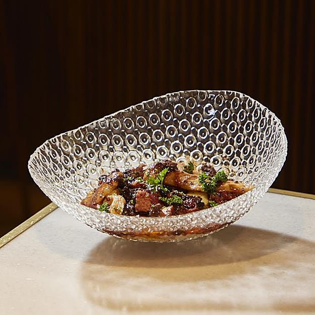 El salteado de setas con butifarra del perol de Barra Alta.