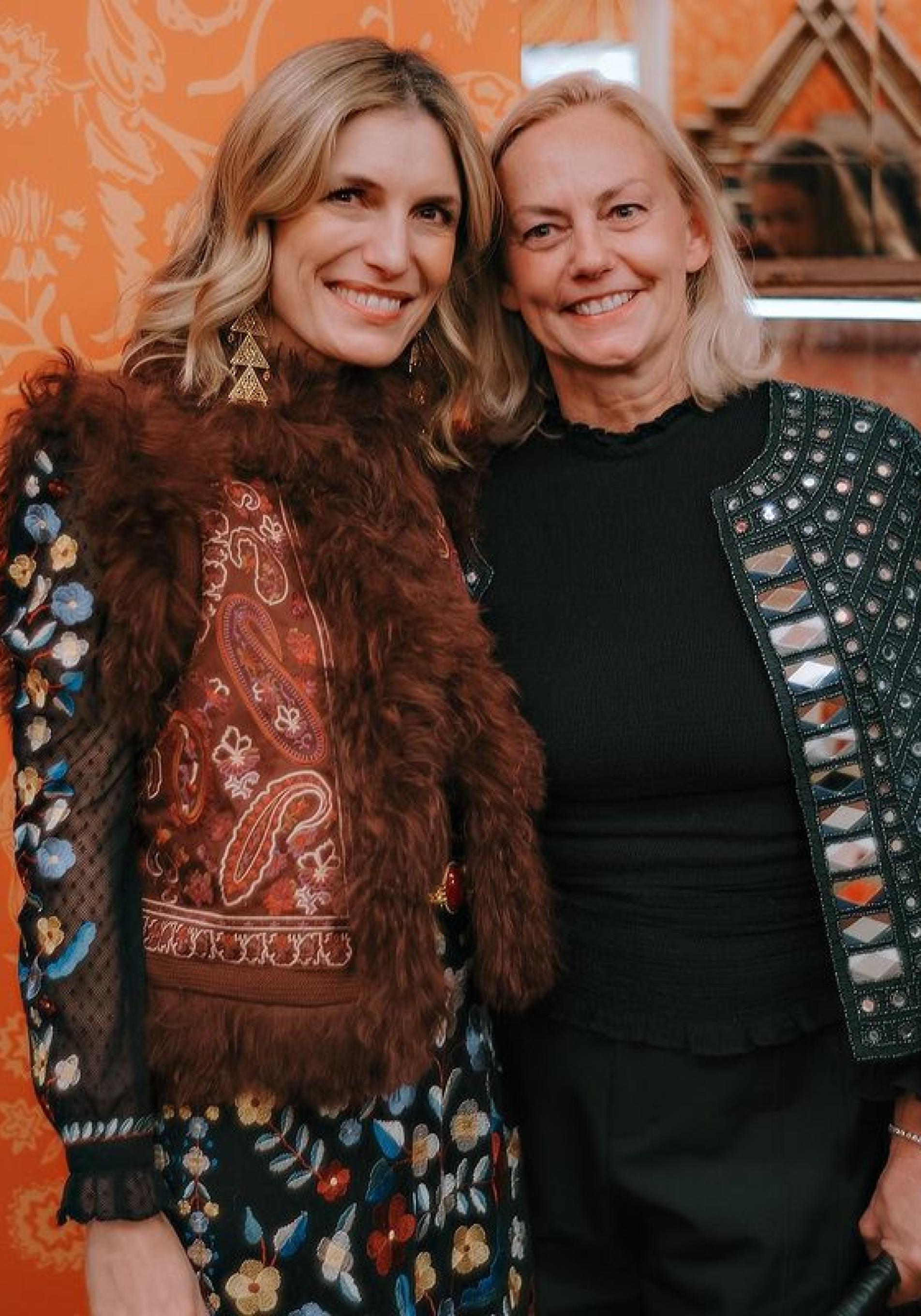 Martina Mondadori y Gabriella Cortese. 