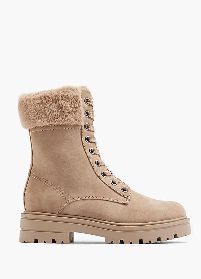 Imagen - Botas con pelo de Deichmann.