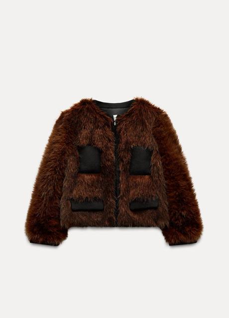 Imagen - Abrigo corto de Zara (99,99 euros)