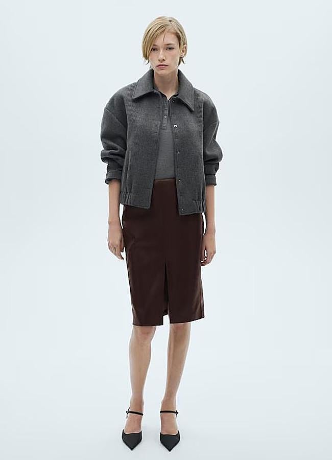 Imagen - Falda midi de cuero tipo lápiz