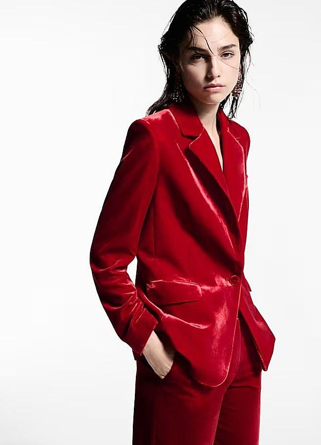 Imagen - Blazer de terciopelo roja