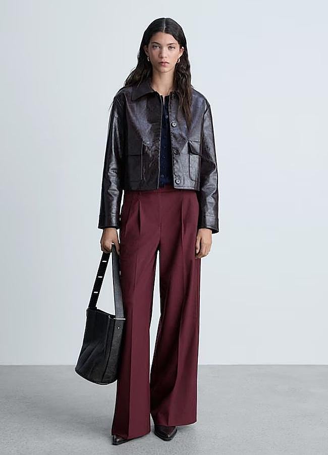 Imagen - Pantalones anchos de traje en tono burdeos