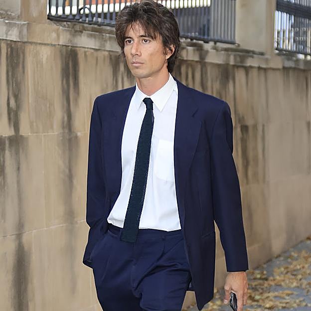 Carlos Chávarri estaba muy unido a su hermana, Marta. 