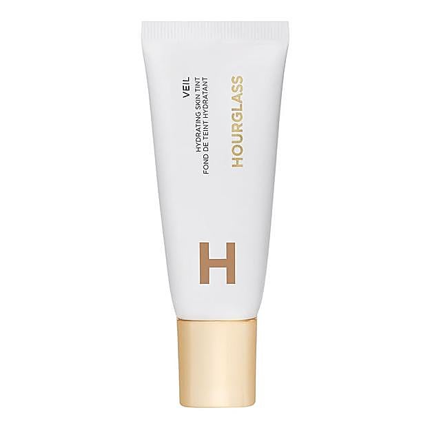 Veil Hydrating Skin Tint de Hourglass. Precio: 55,99 euros