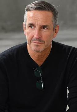 Imagen secundaria 2 - Louise Trotter, la nueva directora creativa de Bottega Veneta; Julian Klausner, nuevo director creativo de Dries Van Noten y el dueño de la casa homónima.