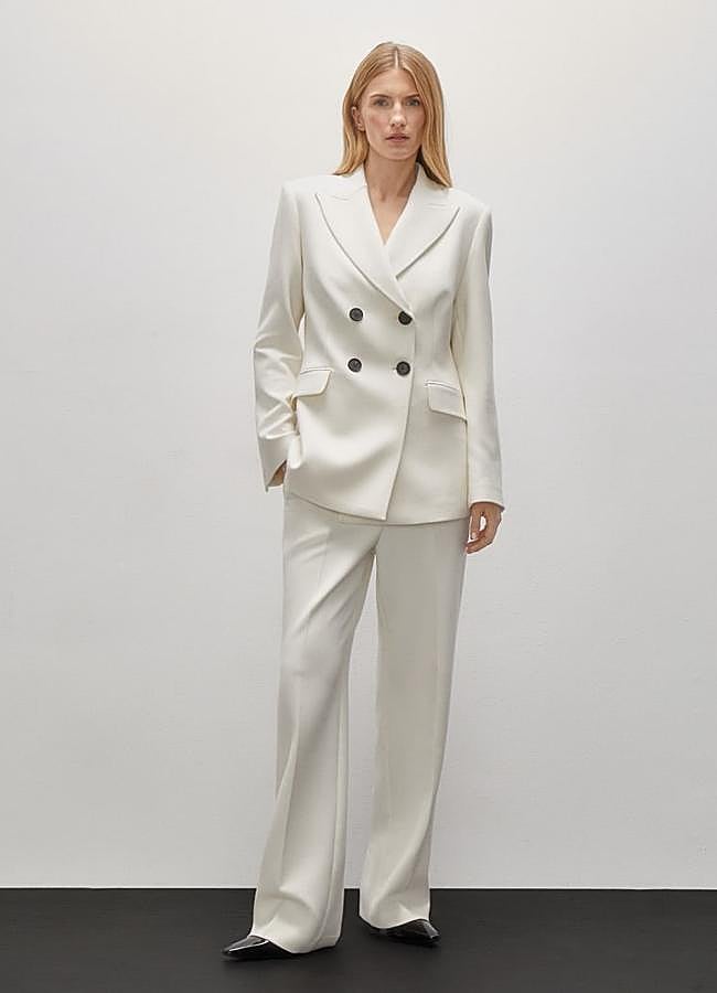 Imagen - El traje blanco de El Corte Inglés que ha llevado la infanta Sofía.