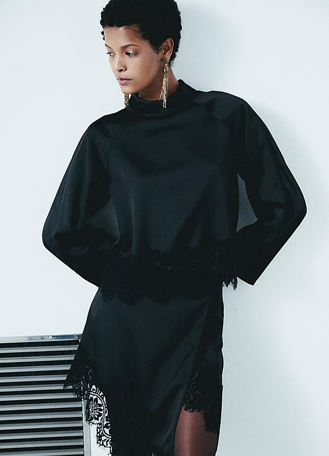 Imagen - Falda corta con detalle de encaje de Sfera. Foto: Sfera.