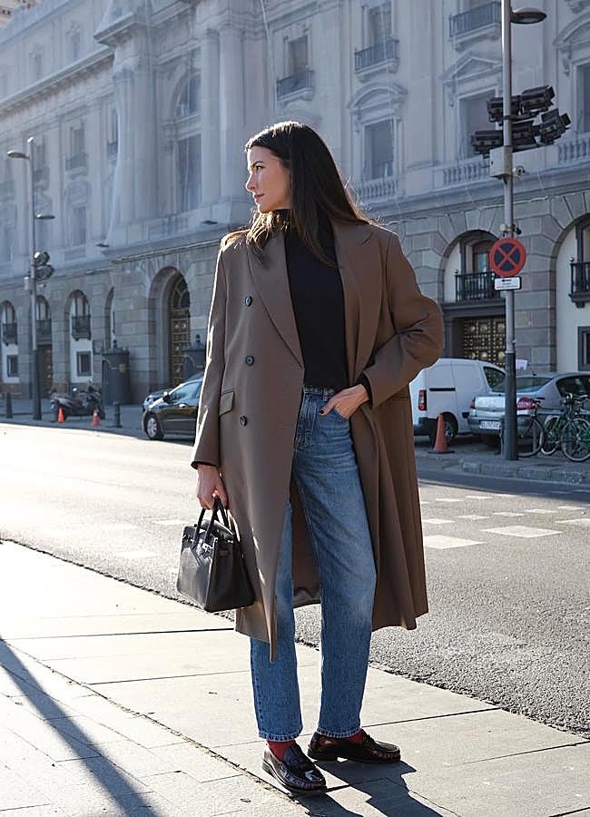 Imagen - Paula Nata con vaqueros y mocasines. Foto: @paulanata.