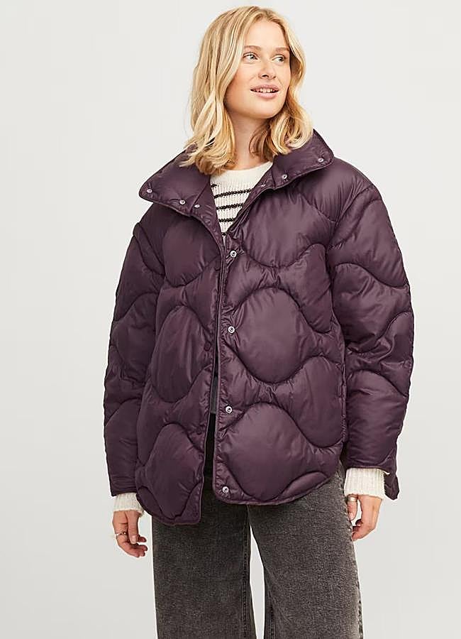 Imagen - Plumífero burdeos ancho