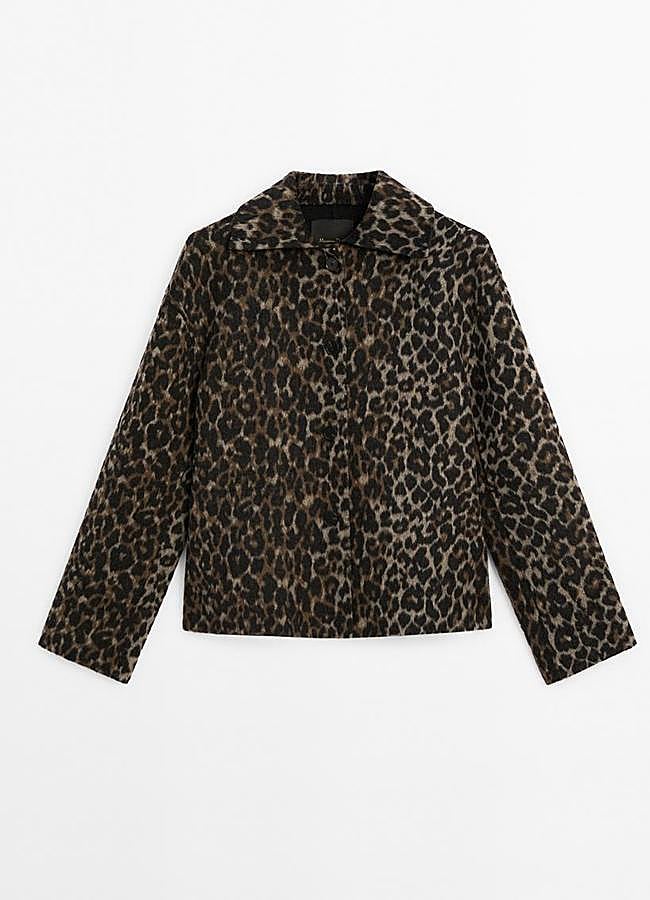 Imagen - Abrigo con estampado de leopardo de Massimo Dutti.