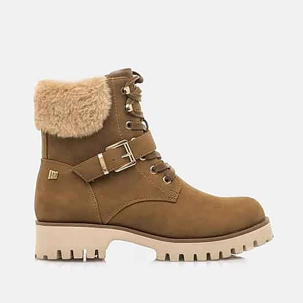 Botines de mujer tipo militar con detalle de pelo (59,95€ en EL COrte Inglés)