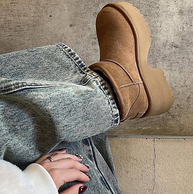 Botas de pelo, el calzado tendencia más calentito para este invierno