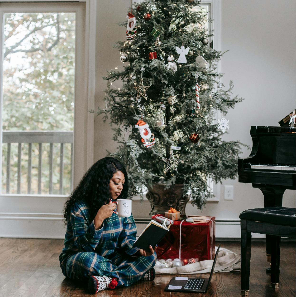 Los regalos navideños son la excusa perfecta para incluir en nuestra biblioteca los libros y novelas reconocidos en 2024.