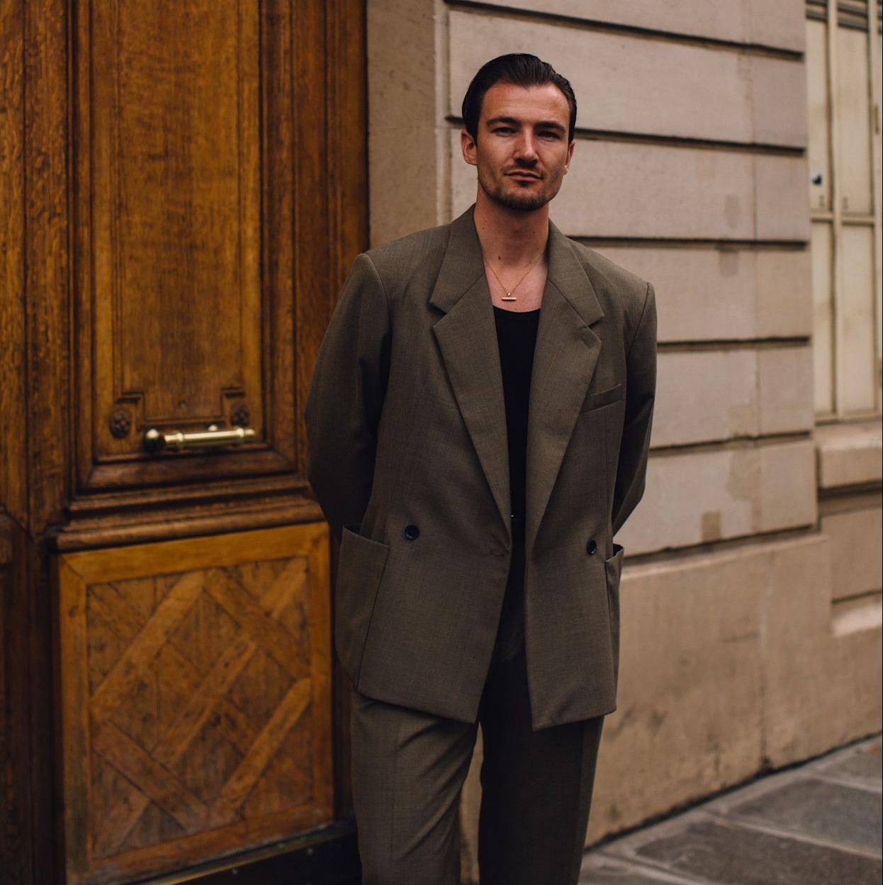 Influencer en la semana de la moda masculina