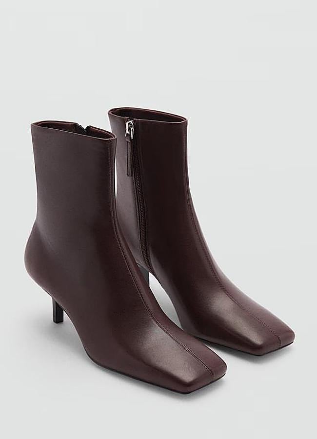 Imagen - Botines de piel con punta cuadrada burdeos