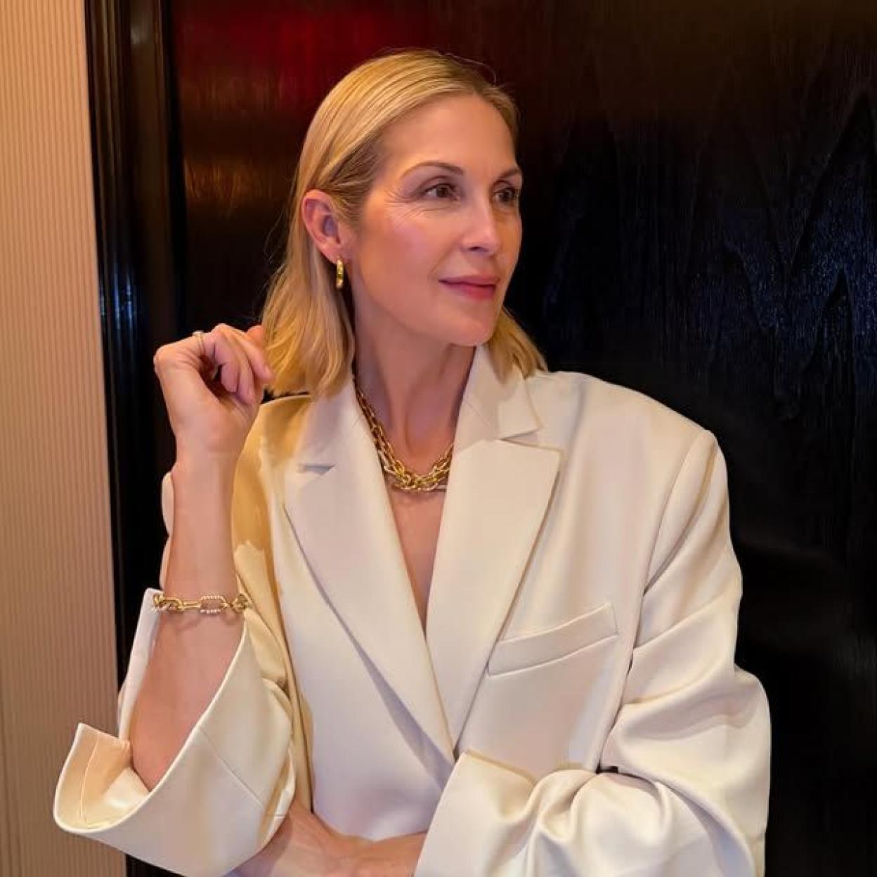 Kelly Rutherford con piel madura tersa a los 50 años