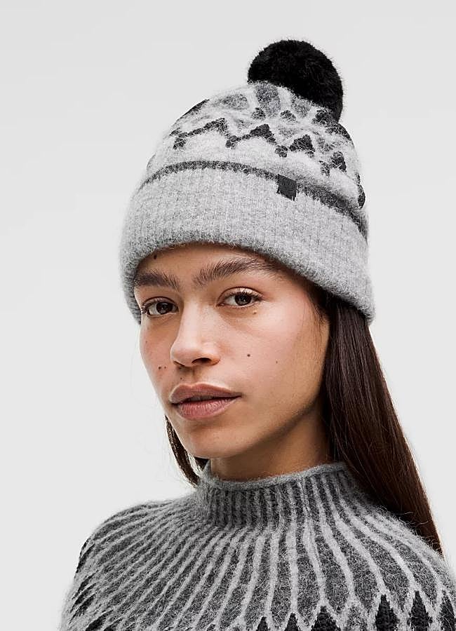 Imagen - Gorro con pompón de Lululemon (48 euros).