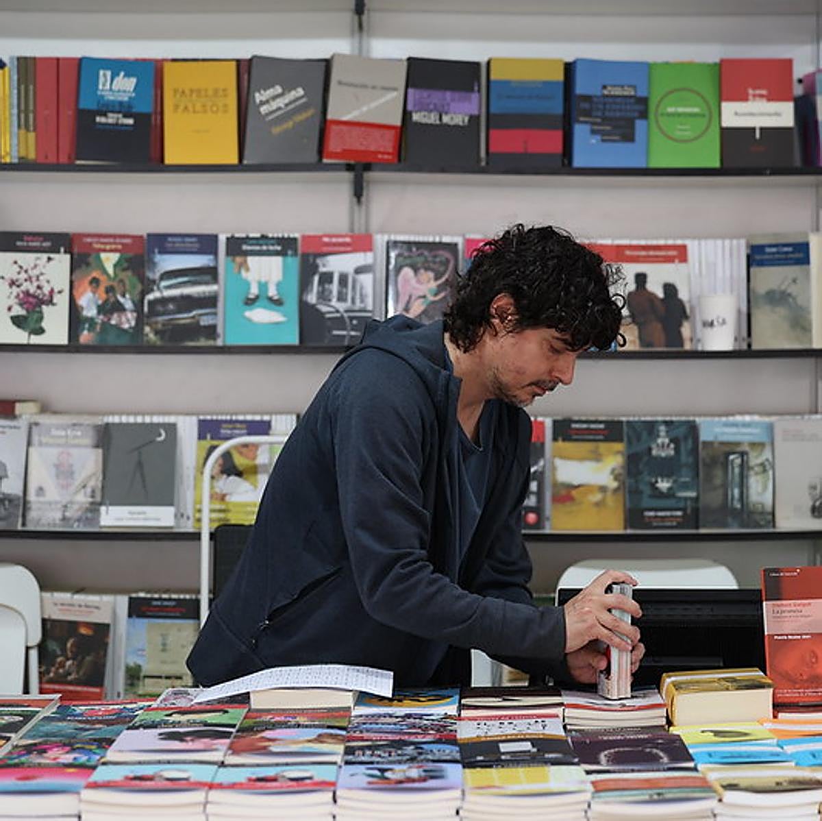Una caseta de la Feria del Libro de Madrid en la edición de 2024.