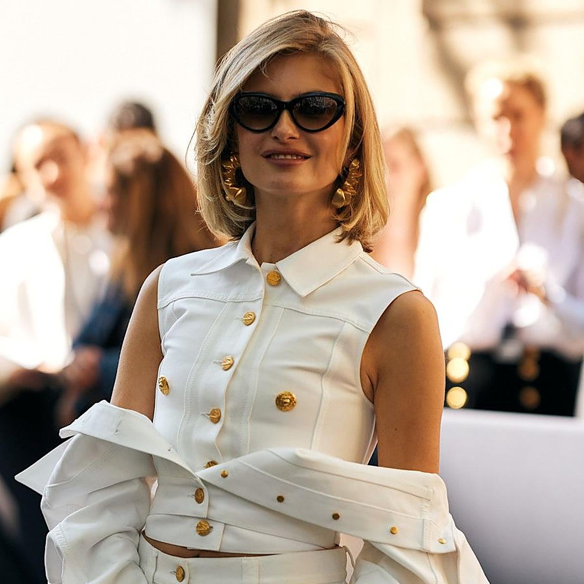 Influencer con corte de pelo tendnecia para verano