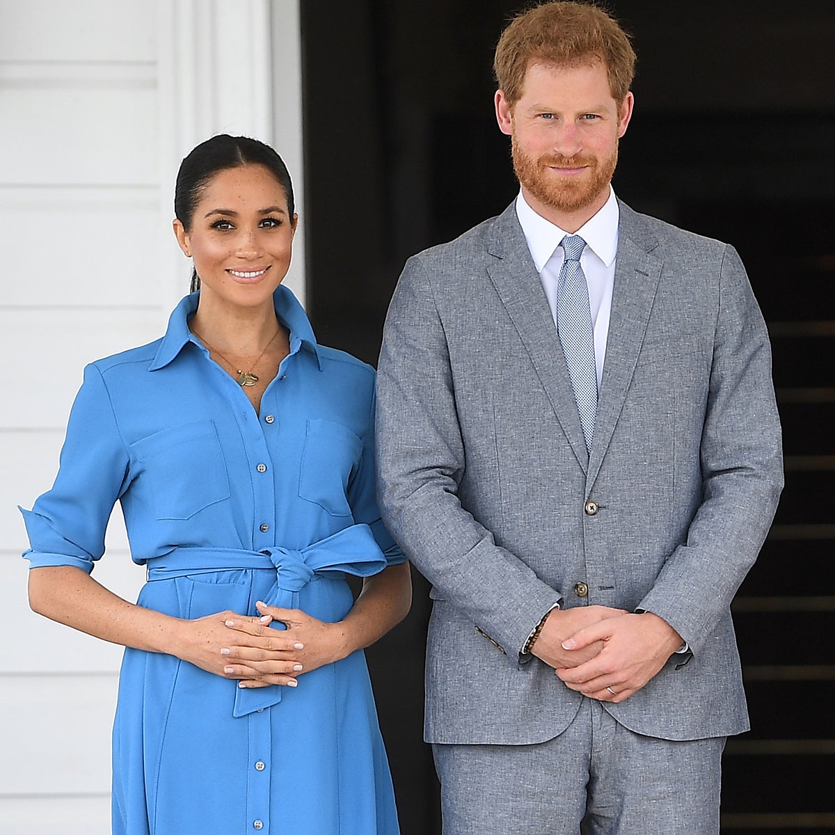 Meghan Markle y el príncipe Harry durante un viaje a Tonga en 2018.