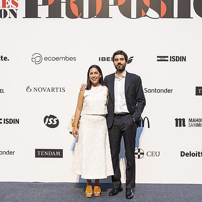 Teresa Díaz, responsable de cuentas de McDonald's, y Bernardo Lavallén, manager de Comunicación y Asuntos Públicos.