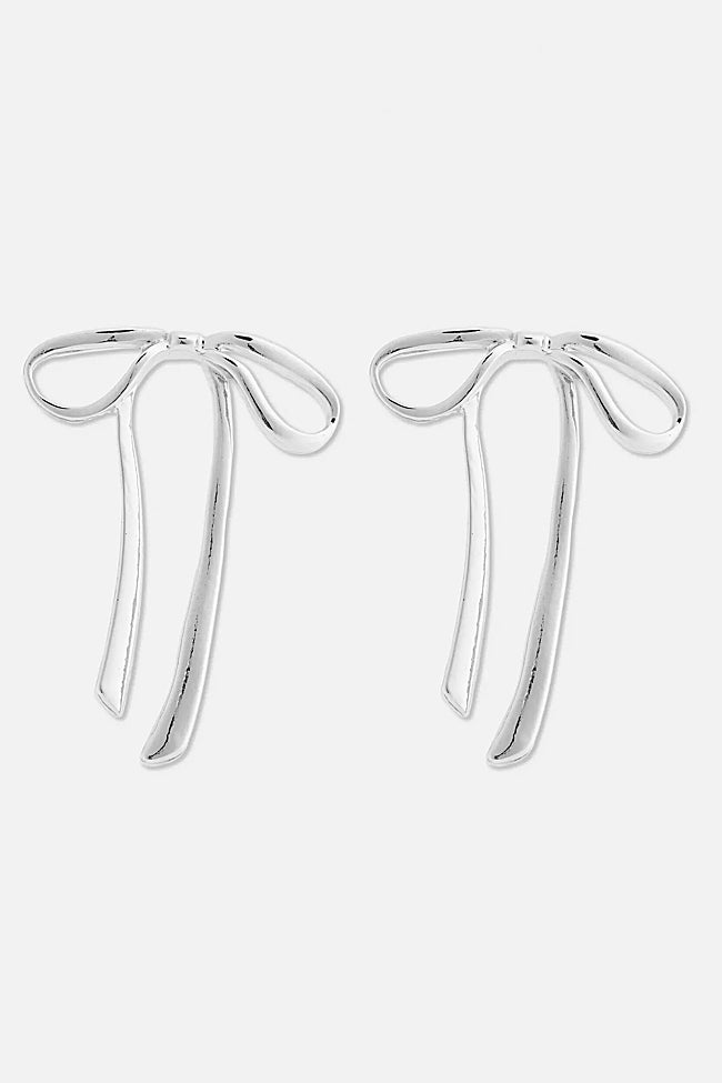 Pendientes plateados lazo Primark.