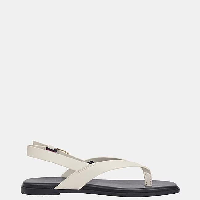 Sandalias blancas de Tommy Hilfiger, 109,95 euros.