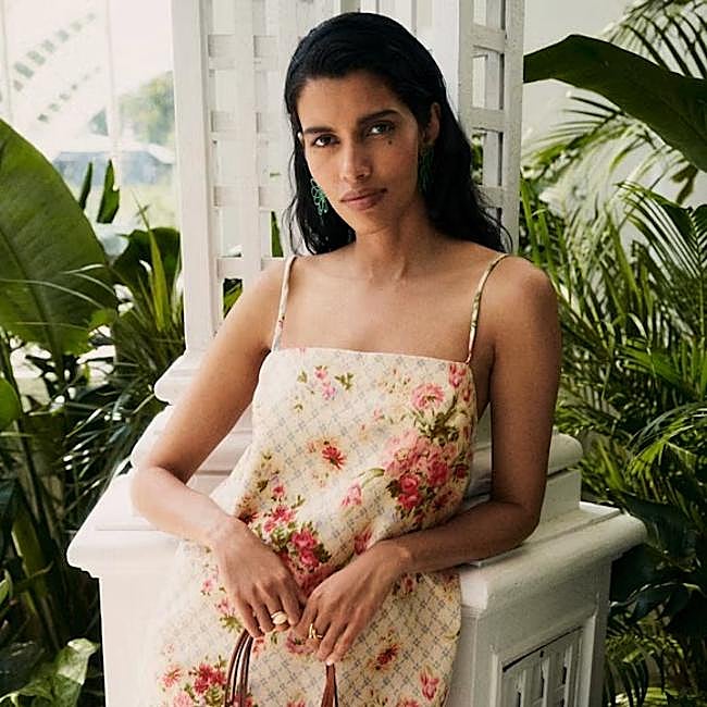 Vestido Josiana de Sézane x Andion, 145 euros.