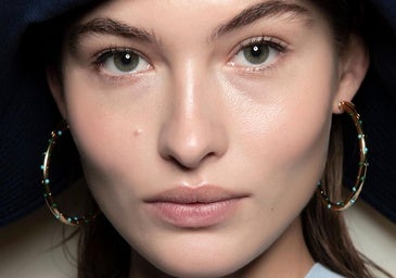 Las mejores cremas de ojos para meter en la nevera este verano y despertar tu mirada