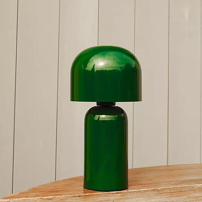 Esta lámpara de mesa LED cuesta 17,99 euros.