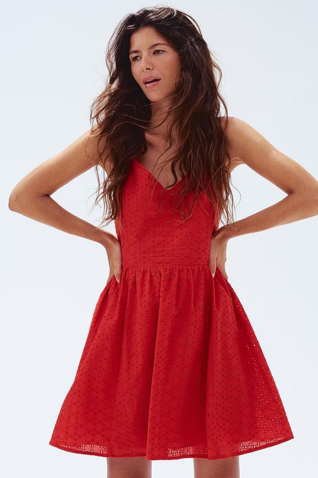 Vestido rojo de H&M (29,99 euros)