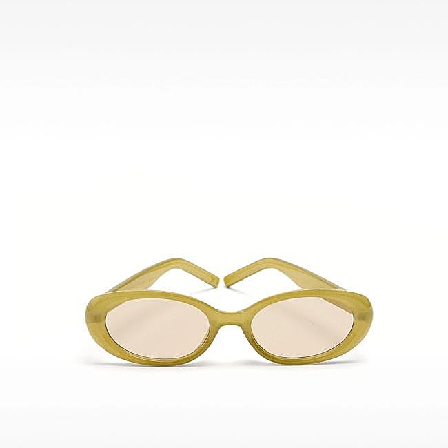 Gafas de sol ovaladas de Parfois (12,99 euros)